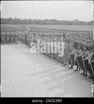 Schwarz-weiß-Negativbild von Cecil Beaton von seiner Reise durch Indien, Birma und China 1943-1944, in dem er kulturelle und alltägliche Szenen zeigt. Stockfoto