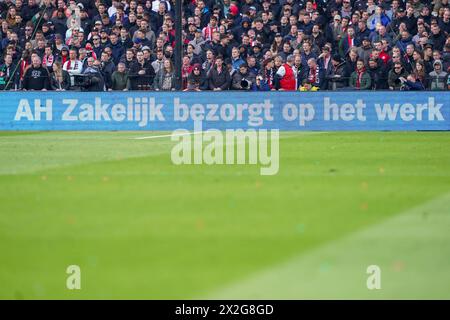 Rotterdam, Niederlande. April 2024. ROTTERDAM, NIEDERLANDE - 21. APRIL: Albert Heijn Werbespot Boarding während des TOTO KNVB Cup Endspiels zwischen Feyenoord und NEC im Stadion Feyenoord am 21. April 2024 in Rotterdam, Niederlande. (Foto von Joris Verwijst/Orange Pictures) Credit: Orange Pics BV/Alamy Live News Stockfoto