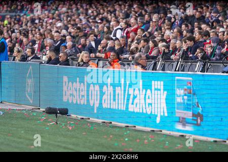Rotterdam, Niederlande. April 2024. ROTTERDAM, NIEDERLANDE - 21. APRIL: Albert Heijn Werbespot Boarding während des TOTO KNVB Cup Endspiels zwischen Feyenoord und NEC im Stadion Feyenoord am 21. April 2024 in Rotterdam, Niederlande. (Foto von Joris Verwijst/Orange Pictures) Credit: Orange Pics BV/Alamy Live News Stockfoto
