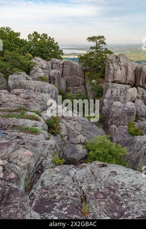 Blick auf den Weiss Lake vom Cheyene Rock Village Park in der Nähe von Leesburg, Alabama Stockfoto