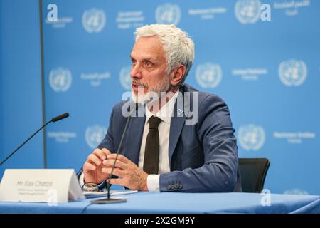 Wien, Österreich, Österreich. April 2024. ILIAS CHATZIS, Leiter der Sektion Menschenhandel und Migrantenschmuggel des UNODC, spricht vor der Presse über die Zukunft des UNODC und die Einleitung einer globalen Aktion gegen Menschenhandel und Migrantenschmuggel. die auf die Bekämpfung der organisierten Kriminalität abzielen und sich in einem modernen Zeitalter und einer raschen Entwicklung der digitalen Technologien entwickeln. (Kreditbild: © Bianca Otero/ZUMA Press Wire) NUR REDAKTIONELLE VERWENDUNG! Nicht für kommerzielle ZWECKE! Quelle: ZUMA Press, Inc./Alamy Live News Stockfoto