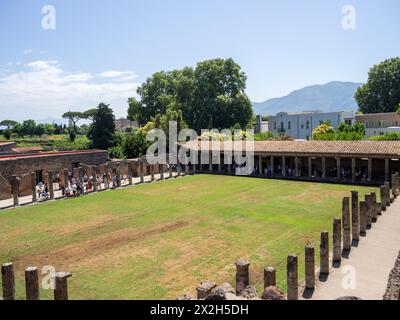 Der Arkadenhof der Gladiatoren, die Ruinen von Pompeji, Stockfoto