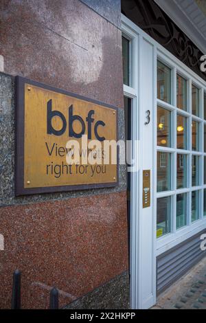 BBFC London Büros in Soho Central London. Das BBFC British Board of Film Classification Office am Soho Square im Zentrum von London. Stockfoto