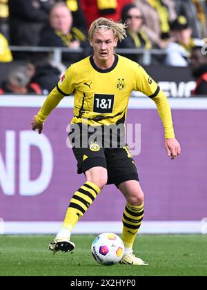 DORTMUND - Julian Brandt von Borussia Dortmund beim Bundesliga-Spiel zwischen Borussia Dortmund und Bayer 04 Leverkusen im Signal Iduna Park am 21. April 2024 in Dortmund. ANP | Hollandse Hoogte | GERRIT VAN COLOGNE Stockfoto