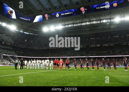 Madrid, Spanien. April 2024. Allgemeine Ansicht Fußball/Fußball : spanisches Spiel "LaLiga EA Sports" zwischen Real Madrid CF 3-2 FC Barcelona im Estadio Santiago Bernabeu in Madrid, Spanien. Quelle: Mutsu Kawamori/AFLO/Alamy Live News Stockfoto