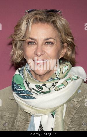 Paris, Frankreich. April 2024. Corinne Touzet besucht die Back to Black Premiere im L’Olympia am 22. April 2024 in Paris. Foto: David NIVIERE/ABACAPRESS.COM Credit: Abaca Press/Alamy Live News Stockfoto