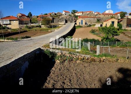 Brücke in Pitoes de Junias, Montalegre, Portugal Stockfoto