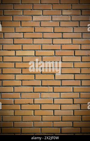 horizontalen Teil des hellen Gelb bemalten Mauer Stockfoto