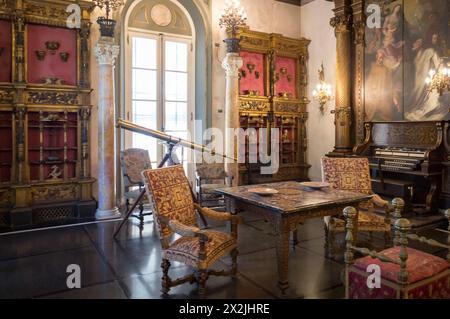 Miami, Florida, USA - 03 11 2024: Teil des Innenraums des Villa Vizcaya Museums. Das Vizcaya Museum and Gardens ist das Vizcaya aus dem frühen 20. Jahrhundert Stockfoto