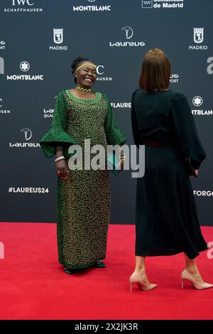 Madrid, Madrid, Spanien. April 2024. Tegla Loroupe nimmt am 22. April 2024 an den Laureus World Sports Awards Madrid 2024 – Roter Teppich im Palacio de Cibeles in Madrid, Spanien Teil (Foto: © Jack Abuin/ZUMA Press Wire) NUR ZUR REDAKTIONELLEN VERWENDUNG! Nicht für kommerzielle ZWECKE! Quelle: ZUMA Press, Inc./Alamy Live News Stockfoto