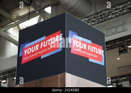 Hannover Messe Industrie 2024 DEU, Deutschland, Niedersachsen, Hannover, 22.04.2024: Hannover Messe 2024, Ihre Zukunft, Ihre Zukunft beginnt hier *** Hannover Messe Industrie 2024 DEU, Deutschland, Niedersachsen, Hannover, 22 04 2024 Hannover Messe 2024, Ihre Zukunft beginnt hier Stockfoto