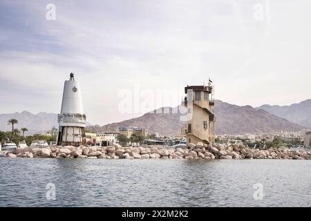 Eintritt zum Royal Yacht Club in aqaba, einer großen Stadt und Hafen am Golf von aqaba am roten Meer in jordanien Stockfoto