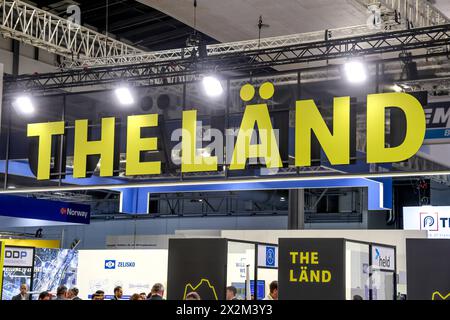 Hannover Messe Industrie 2024 DEU, Deutschland, Niedersachsen, Hannover, 22.04.2024: Messestand Baden Württemberg - The Länd *** Hannover Messe Industrie 2024 DEU, Deutschland, Niedersachsen, Hannover, 22 04 2024 Stand Baden Württemberg The Länd Stockfoto