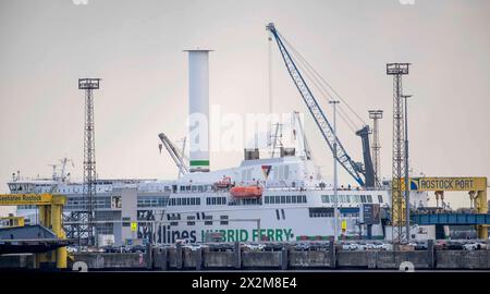 Der Umschlaghafen in Rostock. Rostock *** der Umschlagshafen Rostock Urheberrecht: FrankxHormannx/xnordlicht Stockfoto