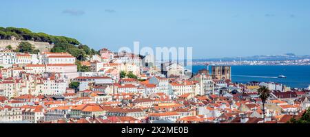 Geographie / Reise, Portugal, Westen, Lissabon, Panoramablick auf das historische Alfama Viertel, ZUSÄTZLICHE RECHTE-CLEARANCE-INFO-NOT-AVAILABLE Stockfoto
