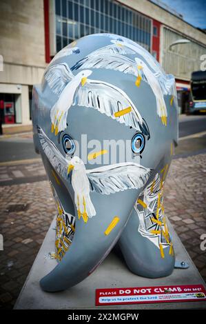 Elmer die Patchwork Elefanten Big Blackpool Parade zu Hilfe eines lokalen Kinderhospizes Stockfoto