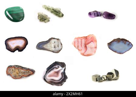 Luxussteine in verschiedenen Farben auf weißem Hintergrund Stockfoto