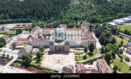 Das Wahrzeichen der baden-württembergischen Gemeinde St. Blasien ist der Dom St. Blasien. Die Gemeinde liegt in Süddeutschland, im Schwarzwald. (St. Bl Stockfoto