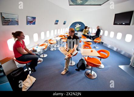 JUMBO-HOTEL IN EINER STILLGELEGTEN BOEING 747 IN STOCKHOLM Stockfoto