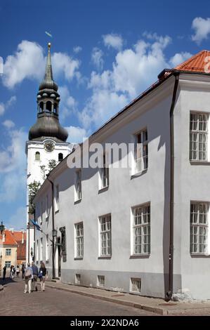 st. Marienkathedrale mit Uhr in der Altstadt von Tallinn, Estland Stockfoto