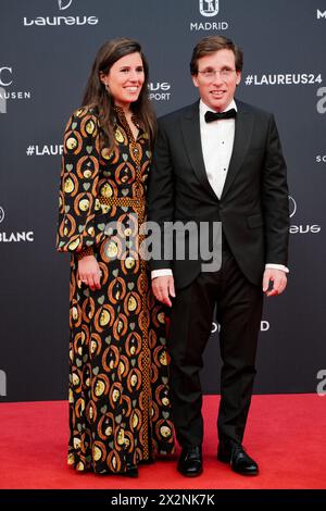 Palacio de Cibeles, Madrid, Spanien. April 2024. 25. Laureus World Sports Awards, Roter Teppich. Jose Luis Martinez-Almeida und Teresa Urquijo. Quelle: EnriquePSans/Alamy Live News Stockfoto