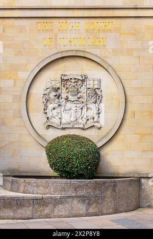 Schild und Logo außerhalb des High Court of Justiciary, Saltmarket, Glasgow, Schottland, Großbritannien Stockfoto