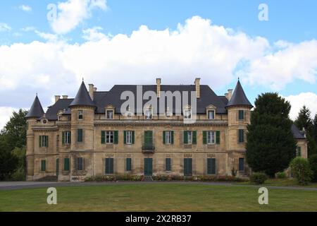 Lamorlaye, Frankreich – 19. September 2012: Château de Lamorlaye im Departement Oise in der Region Hauts-de-France. Stockfoto