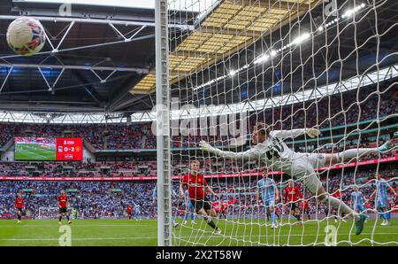 London, Großbritannien. April 2024. Während des Halbfinalspiels Coventry City FC gegen Manchester United FC Emirates FA Cup im Wembley Stadium, London, England, Großbritannien am 21. April 2024 Credit: Every Second Media/Alamy Live News Stockfoto