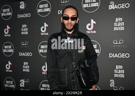 London, Großbritannien. April 2024. Dee nimmt an der Oritsé Williams (JLS) Music Launch Party in Little Tape London, 17 Hanover Sq, London, UK Teil. Credit: Siehe Li/Picture Capital/Alamy Live News Stockfoto