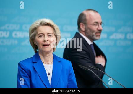 11.03.2024, Berlin, Deutschland - Ursula von der Leyen und Manfred Weber auf der Pressekonferenz zur Vorstellung des Europawahlprogramms der C Stockfoto