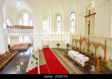 MOSKAU - 11. APRIL: Kreuzigung, Fresko in der evangelisch-lutherischen Kathedrale St. Peter und Paul am 11. April 2012 in Moskau. Im Juli 1992 W Stockfoto