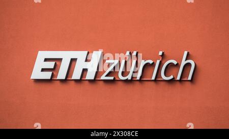 Zürich, Schweiz - 11. Januar 2021: Blick auf den Campus der ETH Zürich in Zürich-Oerlikon. Das Departement Architektur ist hier ansässig. Stockfoto
