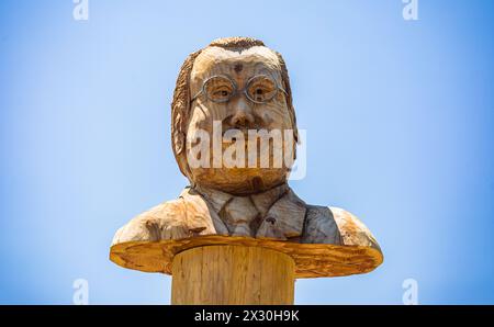 Im Jodlerdorf, direkt beim Thermalbad, herscht trotz heissen Temperaturen emsiges treiben. (Bad Zurzach, Schweiz, 12.06.2022) Stockfoto