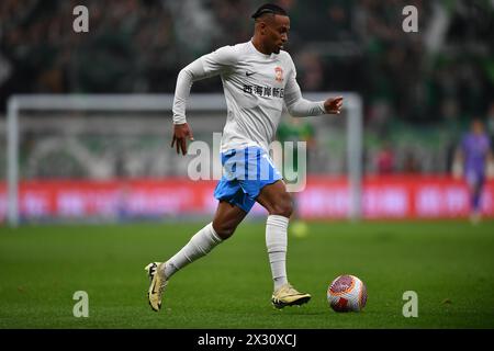 Der Beijing Guoan Football Club besiegte den Qingdao West Coast Football Club mit 4-1 in der siebten Runde der Chinesischen Super League (CSL) 2024 in Peking. Stockfoto