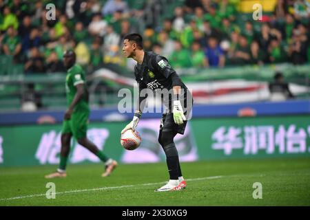 Der Beijing Guoan Football Club besiegte den Qingdao West Coast Football Club mit 4-1 in der siebten Runde der Chinesischen Super League (CSL) 2024 in Peking. Stockfoto