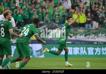 Der Beijing Guoan Football Club besiegte den Qingdao West Coast Football Club mit 4-1 in der siebten Runde der Chinesischen Super League (CSL) 2024 in Peking. Stockfoto