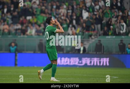Der Beijing Guoan Football Club besiegte den Qingdao West Coast Football Club mit 4-1 in der siebten Runde der Chinesischen Super League (CSL) 2024 in Peking. Stockfoto