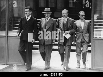 Blum, Leon, 9.4.1872 - 30.3,1950, französischer Politiker (SFIO), Premierminister 1936 - 1937, ADDITIONAL-RIGHTS-CLEARANCE-INFO-NOT-AVAILABLE Stockfoto