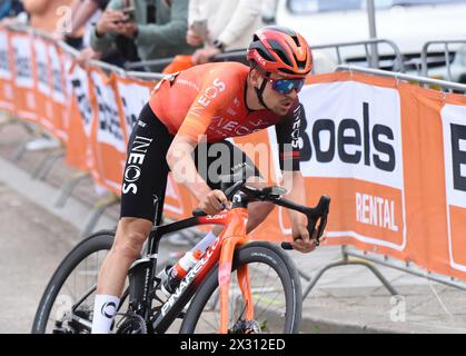 Tom Pidcock aus Ineos Grenadiers auf dem Weg zum Sieg beim Amstel Gold Race 2024 Stockfoto