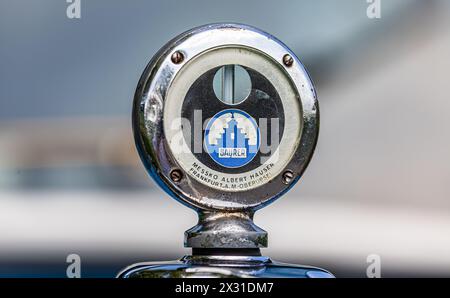 Emblem der Firma saurer im thurgauischen Arbon. Während dem Jubliäumsanlass 175 Jahre Eisenbahn in der Schweiz fährt vom Zürcher Hauptbahnhof zum Züri Stockfoto