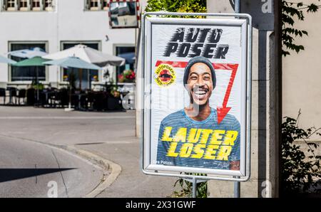 Die Schafffhauser Polizei macht eine Kampagne gegen den sogenannten Autoposer, weil diese mit ihren lauten Fahrzeugen zu viel Lärm produzieren. (Schaffhaus Stockfoto