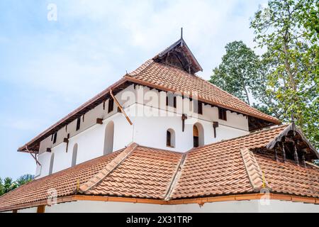 Die Cheraman Juma Moschee ist Kodungallur im Bezirk Thrissur. Nach hagiographischen Legenden wird behauptet, dass die Moschee 629 n. Chr. erbaut wurde Stockfoto