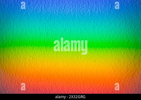 Schöner spektraler Gradient des Sonnenlichts an der Wand Stockfoto