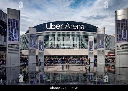 Uber Arena, bis 2015 O2 World Berlin, bis März 2024 Mercedes-Benz-Arena, Mehrzweckhalle, Sportveranstaltungen, Konzerte, Events, Umbennung zur Uber-AR Stockfoto
