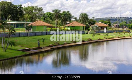 Itaja, Goias, Brasilien 04 10 2024: Luftbild des natürlichen Natursees der Stadt itaja Stockfoto