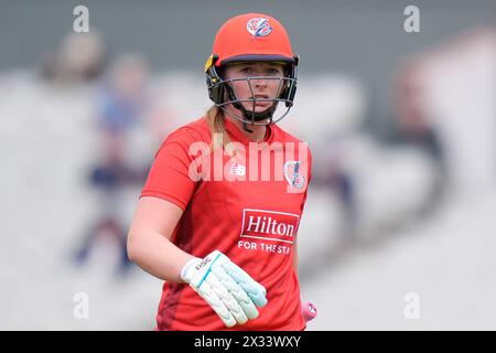 24. April 2024; Emirates Old Trafford, Manchester, England: Rachael Heyhoe Flint Trophy Cricket, Lancashire Thunder versus Sunrisers; Sophie Ecclestone von North West Thunder Stockfoto