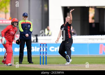 24. April 2024; Emirates Old Trafford, Manchester, England: Rachael Heyhoe Flint Trophy Cricket, Lancashire Thunder versus Sunrisers; Nicola Hancock von Sunrisers in Bowlingspiel Stockfoto