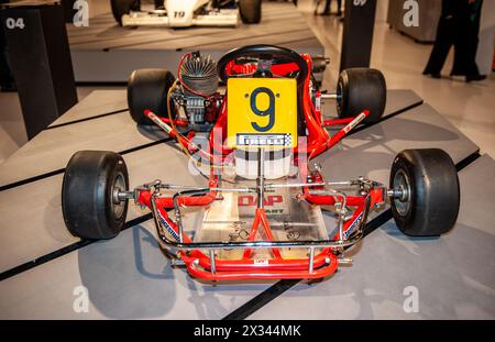 23/2024 Tutin (Italien) das DAP-Kart, mit dem Ayrton Senna auf der Rennstrecke im Automobilmuseum von Turin begann Stockfoto