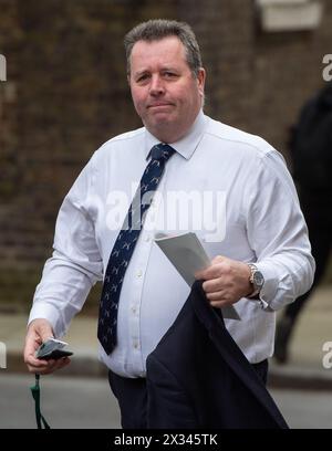 London, England, Großbritannien. April 2024. MARK SPENCER, Staatsminister für Ernährung, Landwirtschaft und Fischerei des Vereinigten Königreichs, wird in der Downing Street gesehen. (Kreditbild: © Thomas Krych/ZUMA Press Wire) NUR REDAKTIONELLE VERWENDUNG! Nicht für kommerzielle ZWECKE! Stockfoto