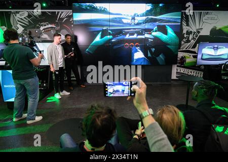 Prag, Tschechische Republik. April 2024. Weltpremiere der Designstudie Skoda Vision Gran Turismo in Prag, Tschechische Republik, 24. April 2024. Quelle: Michal Kamaryt/CTK Photo/Alamy Live News Stockfoto